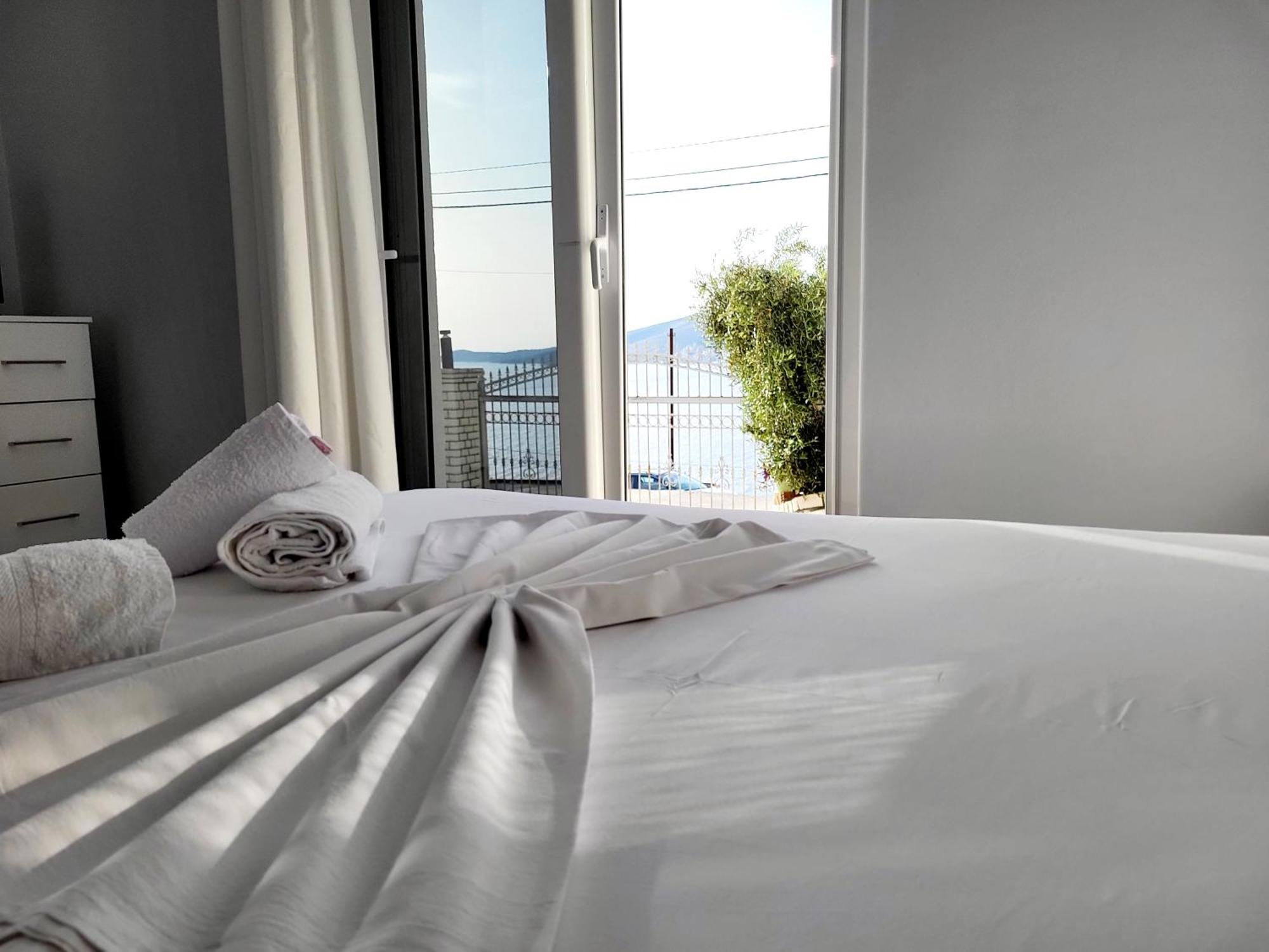 Apartment Vila Sulozeqi Sarandë