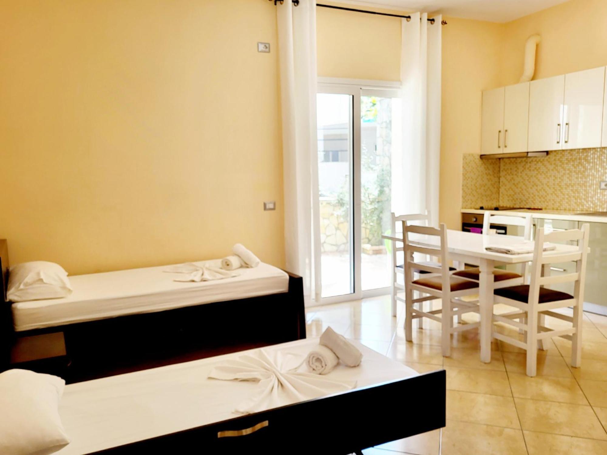 Apartment Vila Sulozeqi Sarandë